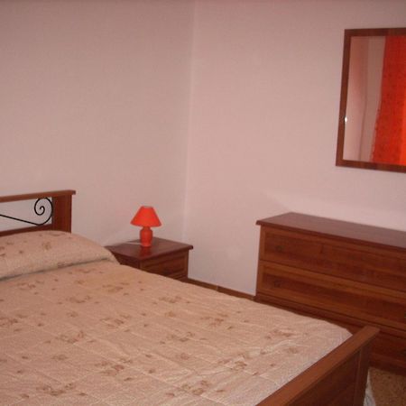 Il Giardino Del Nespolo Bed & Breakfast Алгеро Екстериор снимка