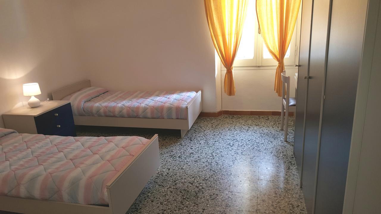 Il Giardino Del Nespolo Bed & Breakfast Алгеро Екстериор снимка